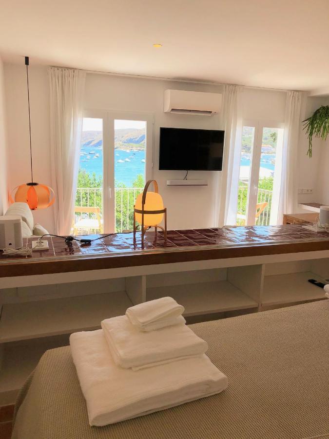 Beachfront Suite In Cadaques Center Ngoại thất bức ảnh