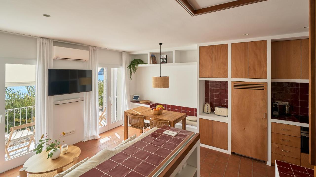 Beachfront Suite In Cadaques Center Ngoại thất bức ảnh